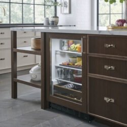 Centro de Bebidas Monogram ZDBI240HII | 24 Pulgadas