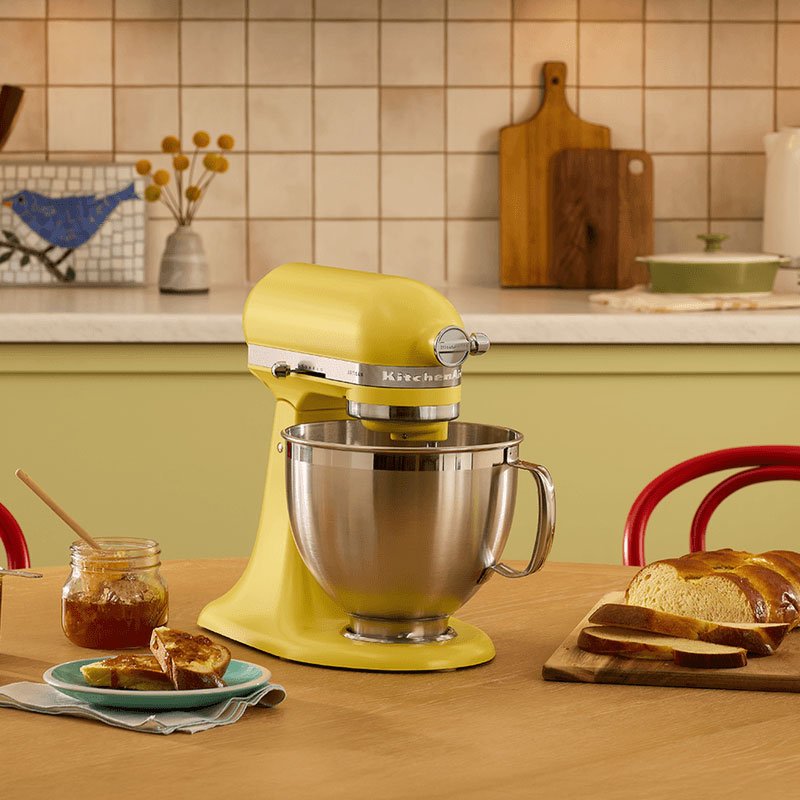 Batidora KitchenAid Artisan 4.7L con Accesorios Premium Color Butter KSM195PSBT - Imagen 5