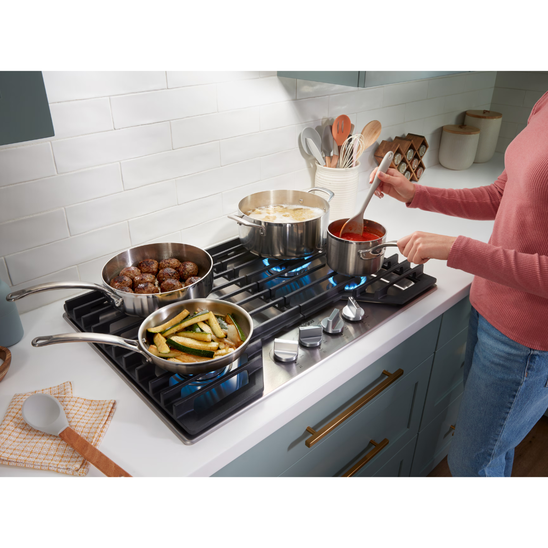 Cubierta a gas de 30 pulgadas con 5 quemadores y rejillas de hierro fundido Whirlpool - WCGK7030PS - Imagen 5